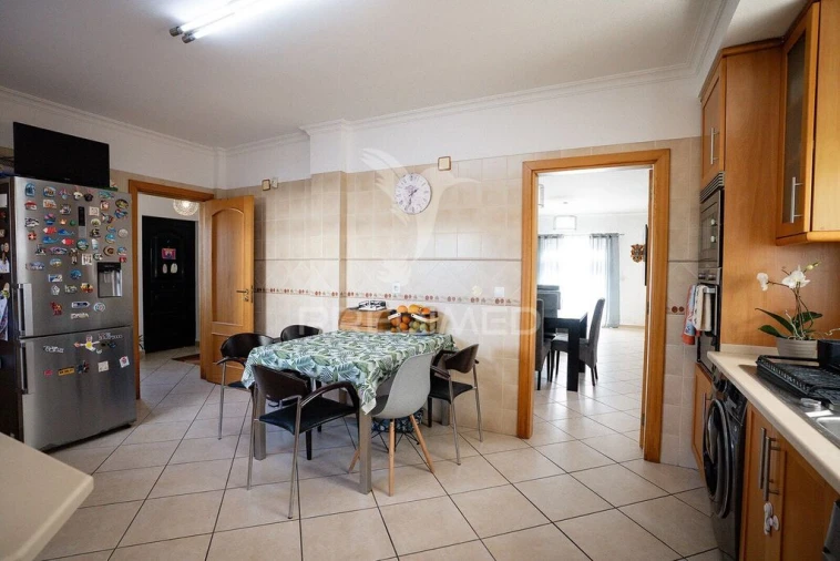 Moradia T4 para Venda em Azeitão (São Lourenço e São Simão) Foto 18