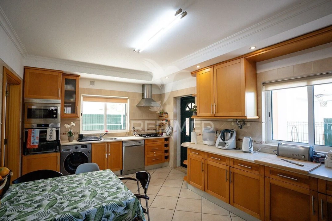 Moradia T4 para Venda em Azeitão (São Lourenço e São Simão) Foto 14