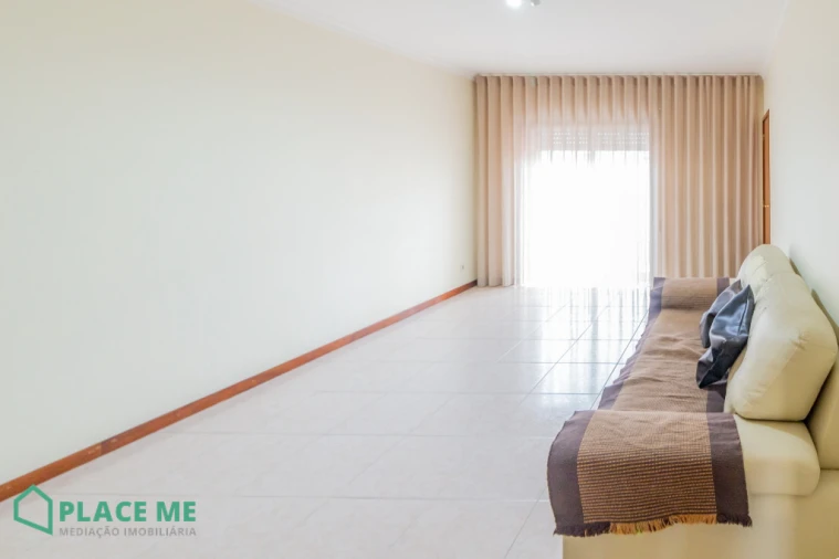 Apartamento T2 para Arrendamento em São Vitor (Braga) Foto 21