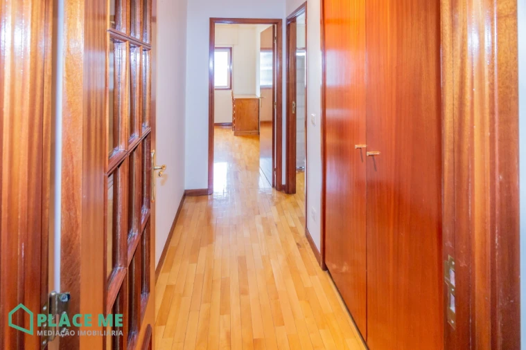 Apartamento T2 para Arrendamento em São Vitor (Braga) Foto 28