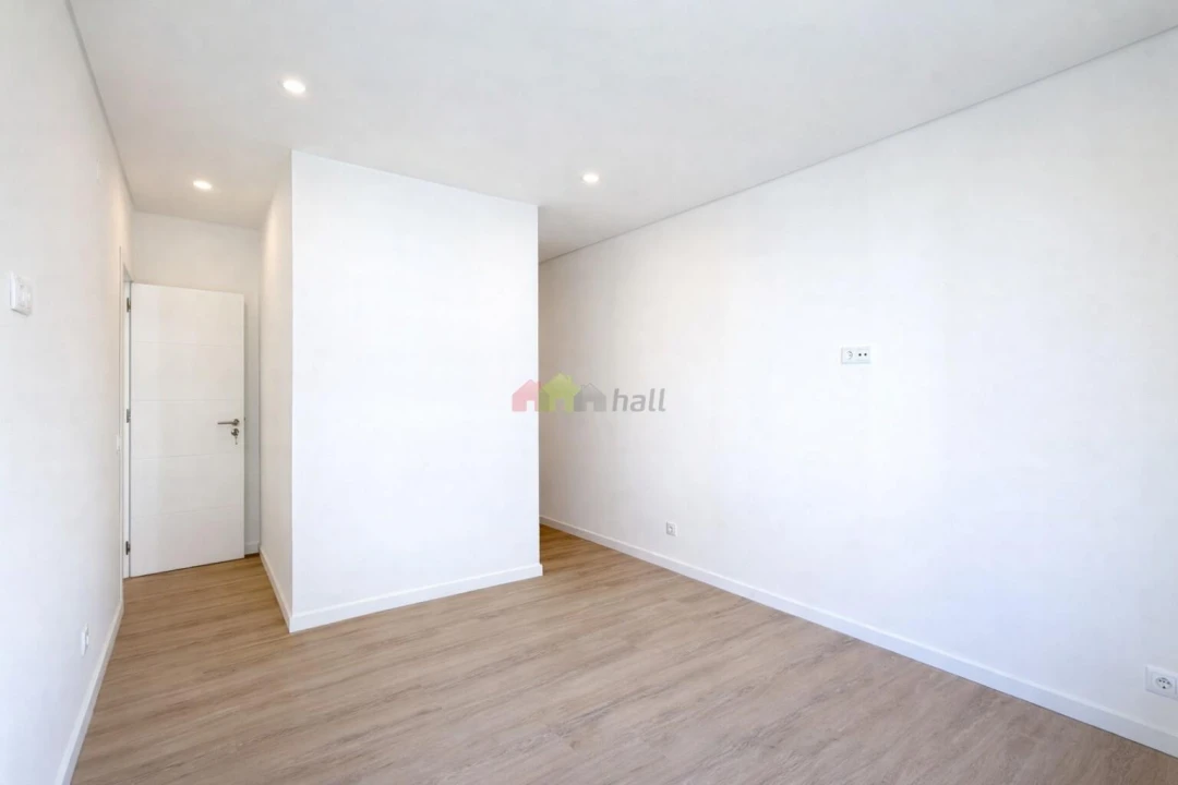 Apartamento T4 para Venda em Alto do Seixalinho, Santo André e Verderena Foto 19