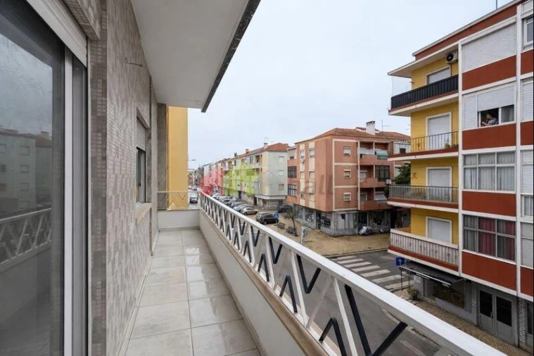 Apartamento T4 para Venda em Alto do Seixalinho, Santo André e Verderena Foto 22