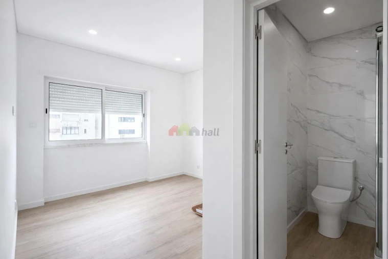 Apartamento T4 para Venda em Alto do Seixalinho, Santo André e Verderena Foto 12