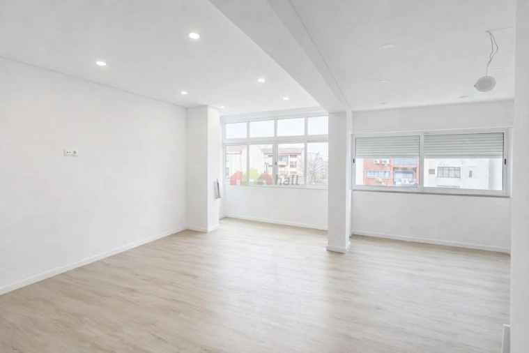 Apartamento T4 para Venda em Alto do Seixalinho, Santo André e Verderena Foto 2