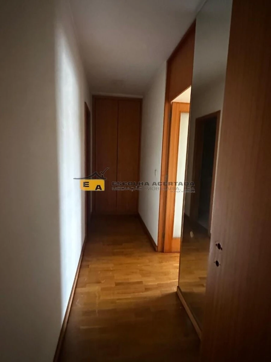 Apartamento T3 para Venda em Custóias, Leça do Balio e Guifões Foto 11