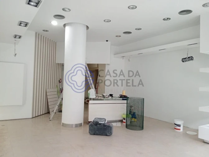 Loja para Arrendamento em Requeixo, Nossa Senhora de Fátima e Nariz Foto 4