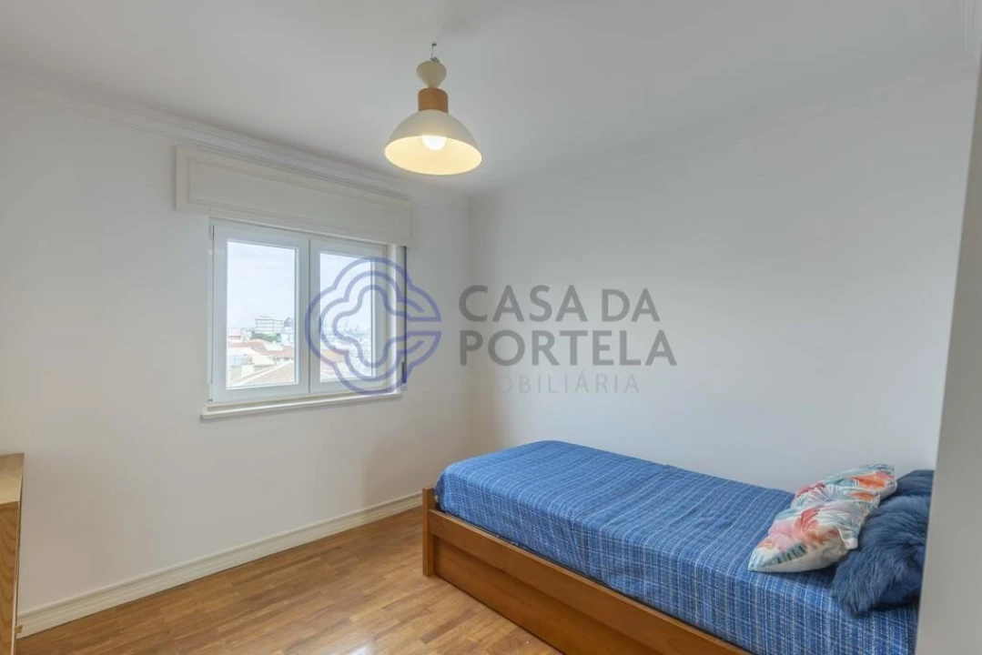Apartamento T2 para Arrendamento em Carcavelos e Parede Foto 7