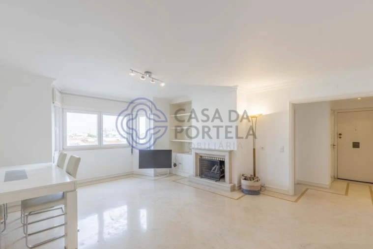 Apartamento T2 para Arrendamento em Carcavelos e Parede Foto 3