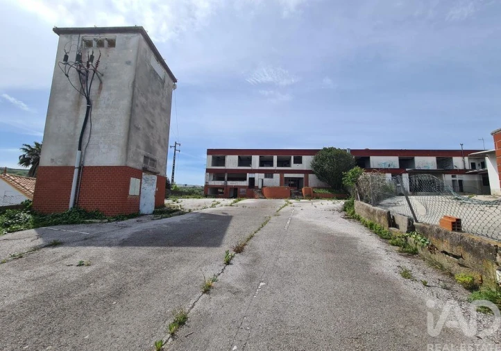 Prédio para Venda em Lourinhã e Atalaia Foto 3