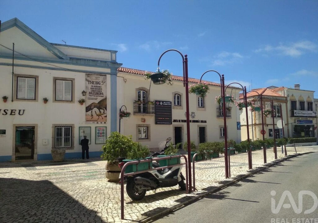 Prédio para Venda em Lourinhã e Atalaia Foto 14