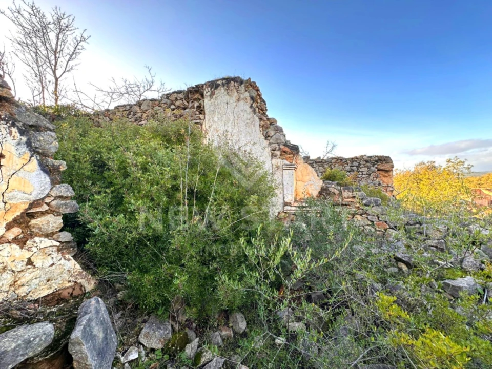 Terreno Misto para Venda em Boliqueime Foto 12