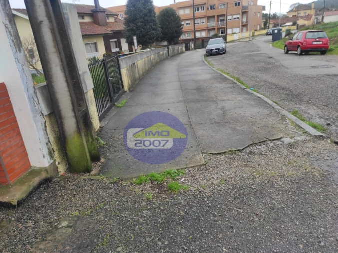 Terreno para Venda em Grijó e Sermonde Foto 8