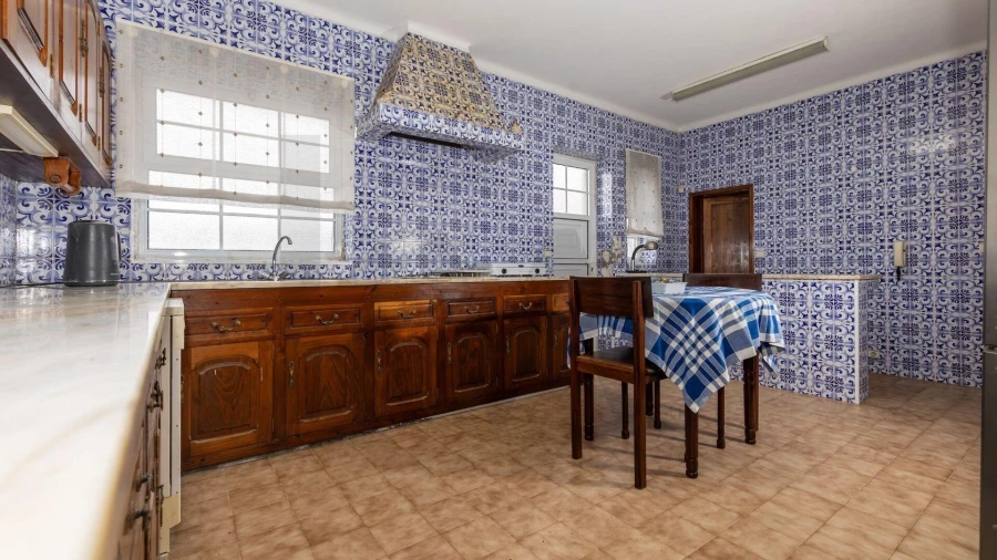 Moradia T6 para Venda em Ponta Delgada (São Pedro) Foto 36