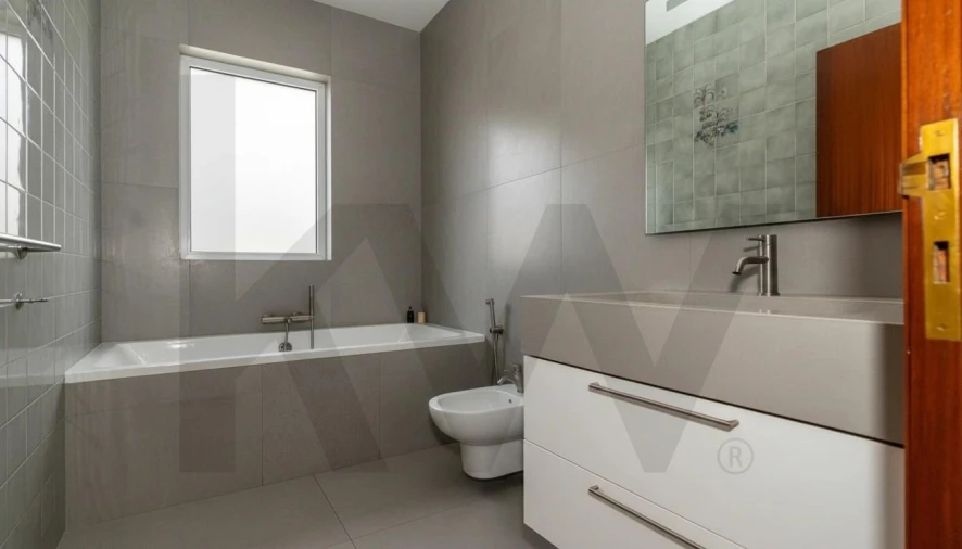 Moradia T6 para Venda em Ponta Delgada (São Pedro) Foto 23