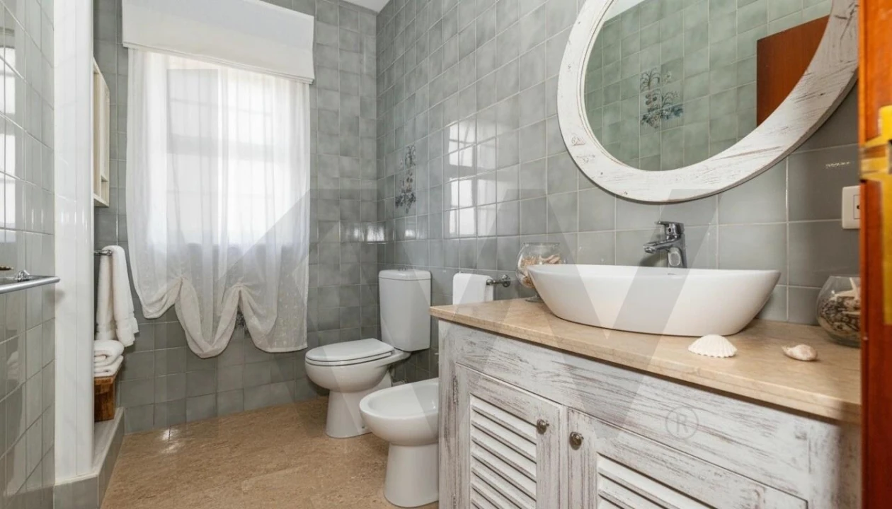 Moradia T6 para Venda em Ponta Delgada (São Pedro) Foto 18