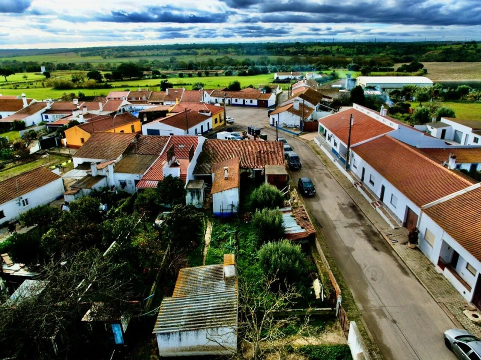 Moradia T1 para Venda em Ermidas-Sado Foto 6