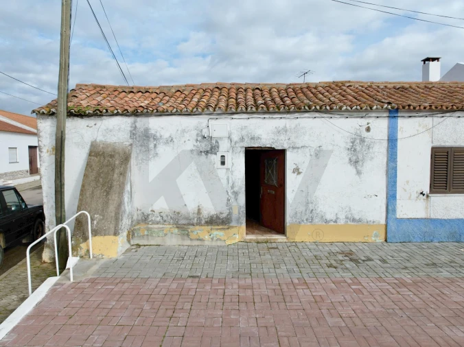 Moradia T1 para Venda em Ermidas-Sado Foto 1