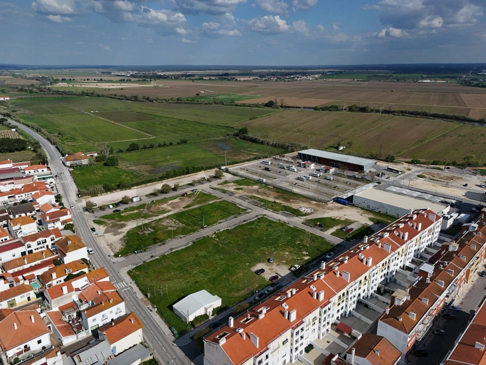 Terreno para Venda em Coruche, Fajarda e Erra Foto 1