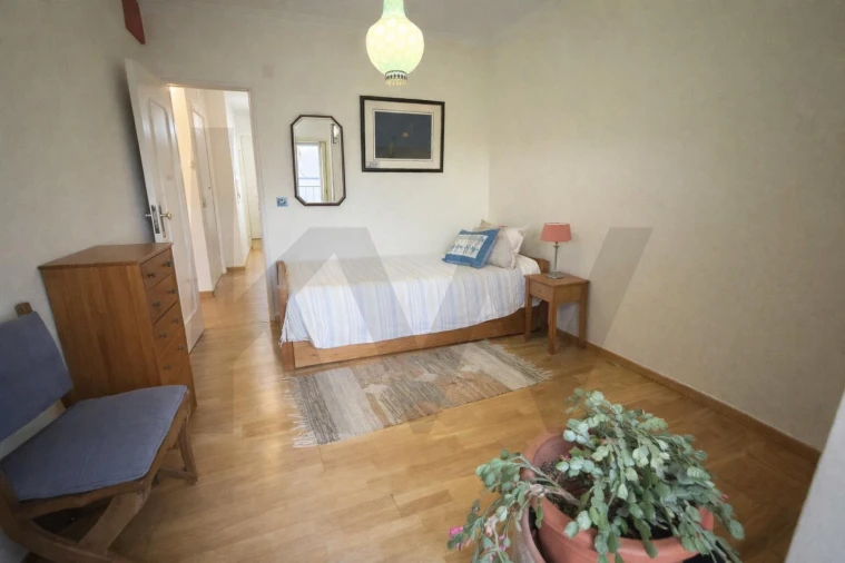 Apartamento T2 para Venda em Rio de Mouro Foto 11