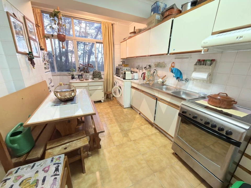 Apartamento T2 para Venda em Rio de Mouro Foto 6