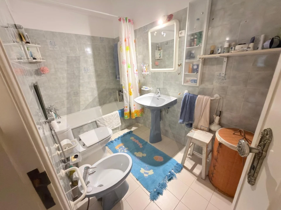 Apartamento T2 para Venda em Rio de Mouro Foto 10