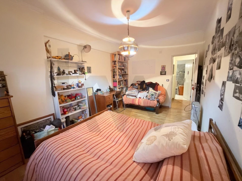 Apartamento T2 para Venda em Rio de Mouro Foto 8