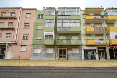 Apartamento T2 para Venda em Benfica