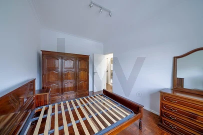 Apartamento T2 para Venda em Benfica