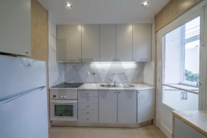 Apartamento T2 para Venda em Benfica