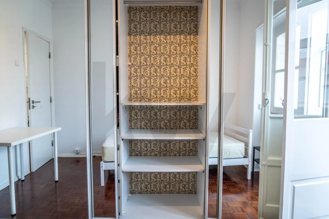 Apartamento T2 para Venda em Benfica Foto 8
