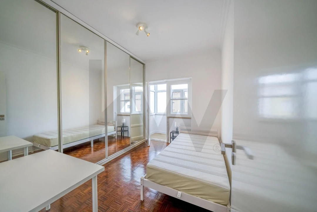 Apartamento T2 para Venda em Benfica Foto 22