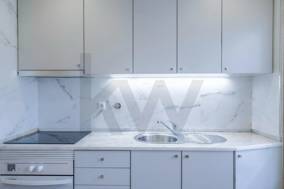 Apartamento T2 para Venda em Benfica Foto 1