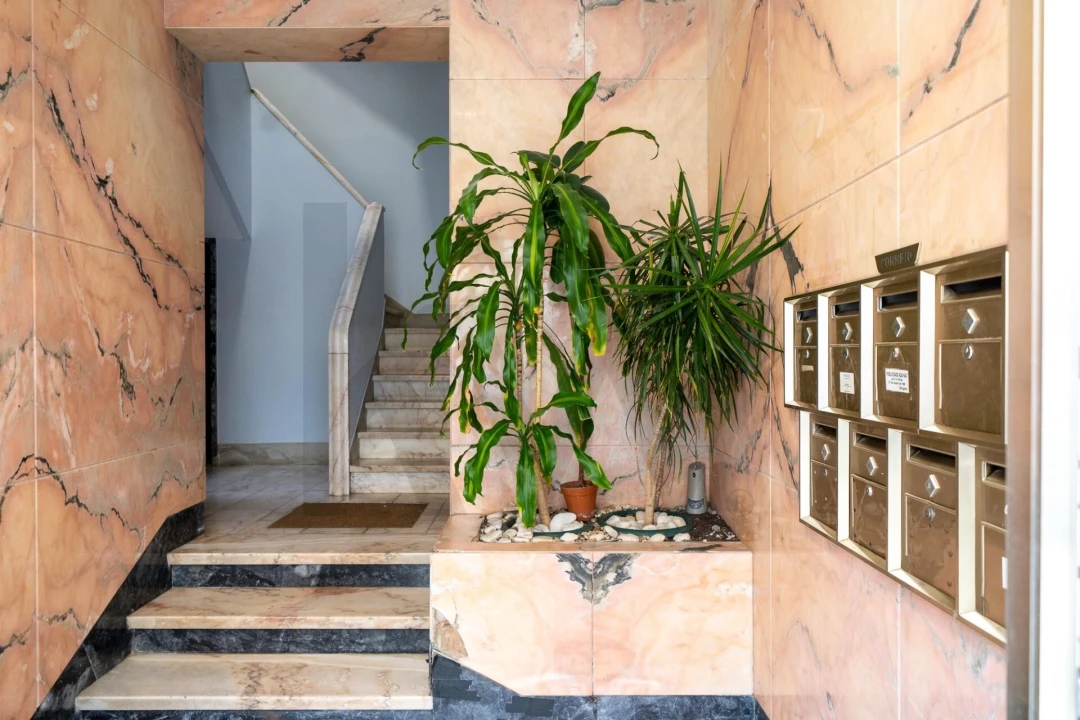 Apartamento T2 para Venda em Benfica Foto 5