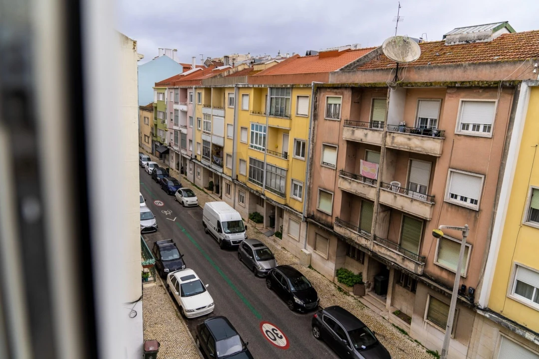 Apartamento T2 para Venda em Benfica Foto 6