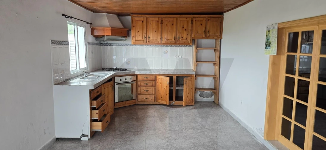 Moradia T2 para Venda em Achadinha Foto 7