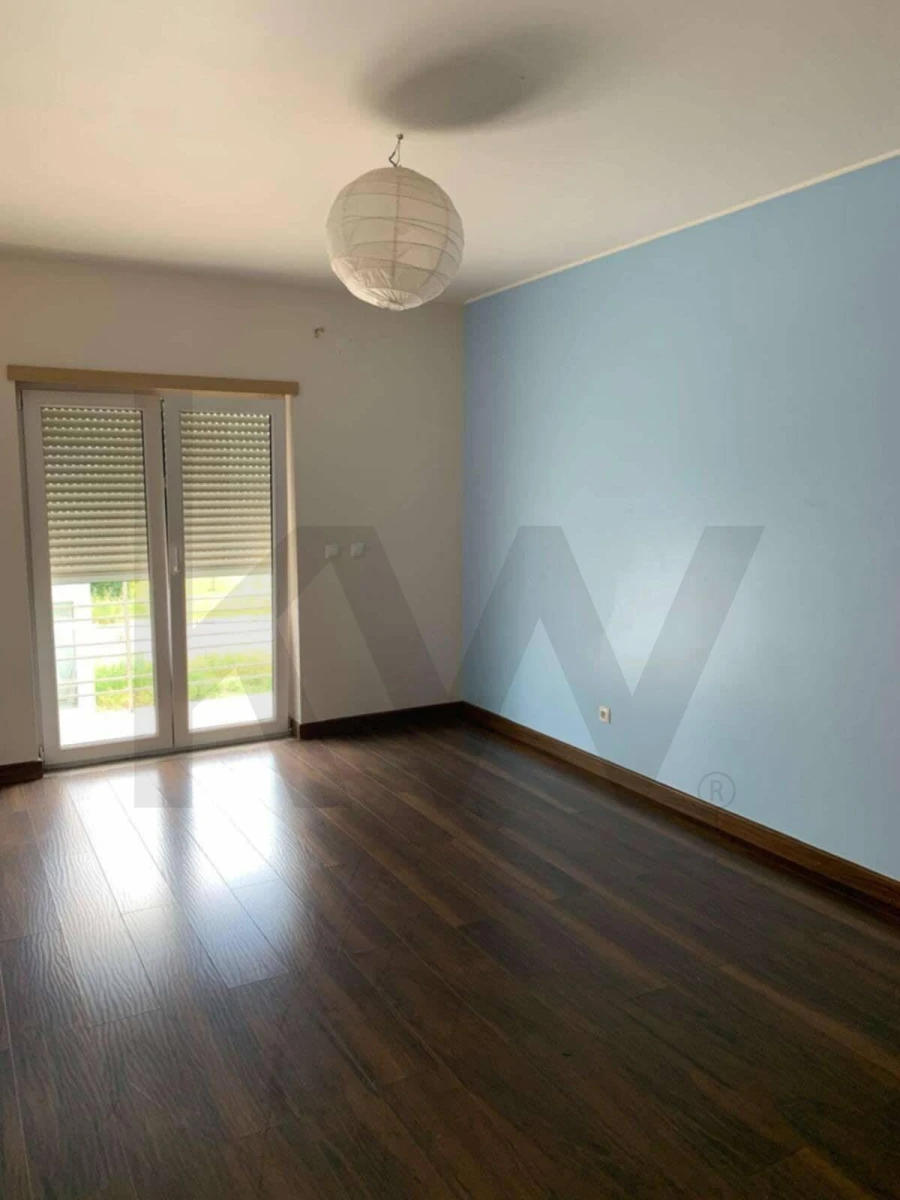 Apartamento T2 para Arrendamento em Nossa Sra de Fatima Foto 7