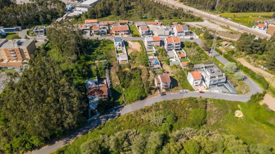 Terreno para Venda em Gulpilhares e Valadares Foto 5
