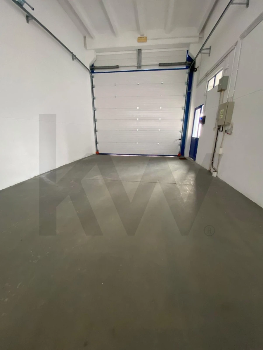 Armazém para Venda em São João das Lampas e Terrugem Foto 9