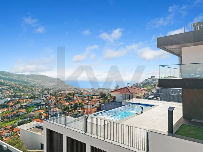 Moradia T4 para Venda em Santo Antonio Foto 79