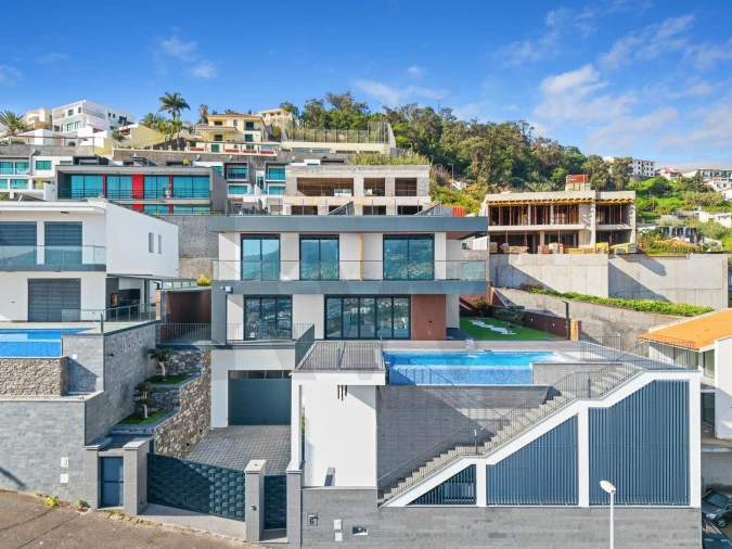 Moradia T4 para Venda em Santo Antonio Foto 81