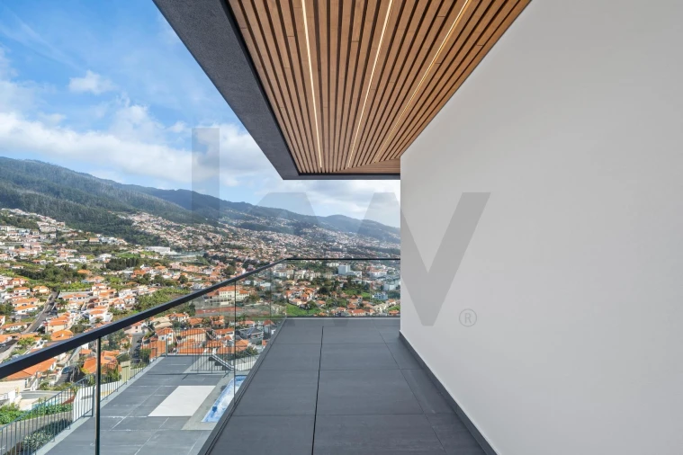 Moradia T4 para Venda em Santo Antonio Foto 40