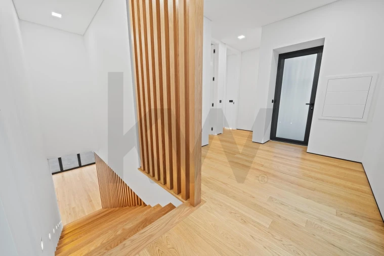 Moradia T4 para Venda em Santo Antonio Foto 30