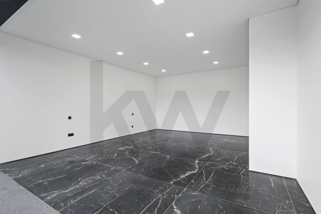 Moradia T4 para Venda em Santo Antonio Foto 72