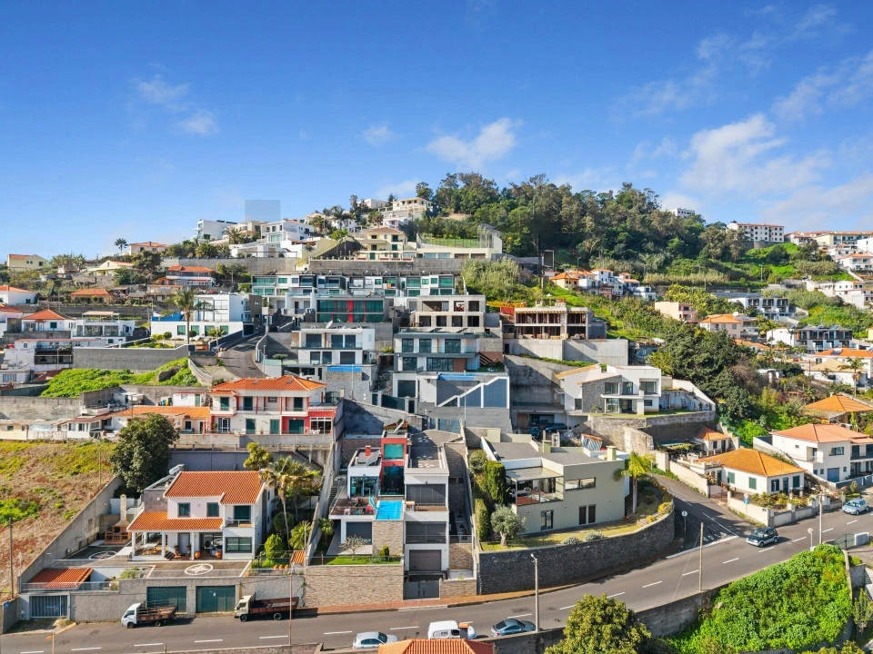 Moradia T4 para Venda em Santo Antonio Foto 87