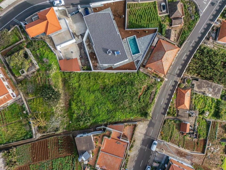 Terreno para Venda em Canhas Foto 16