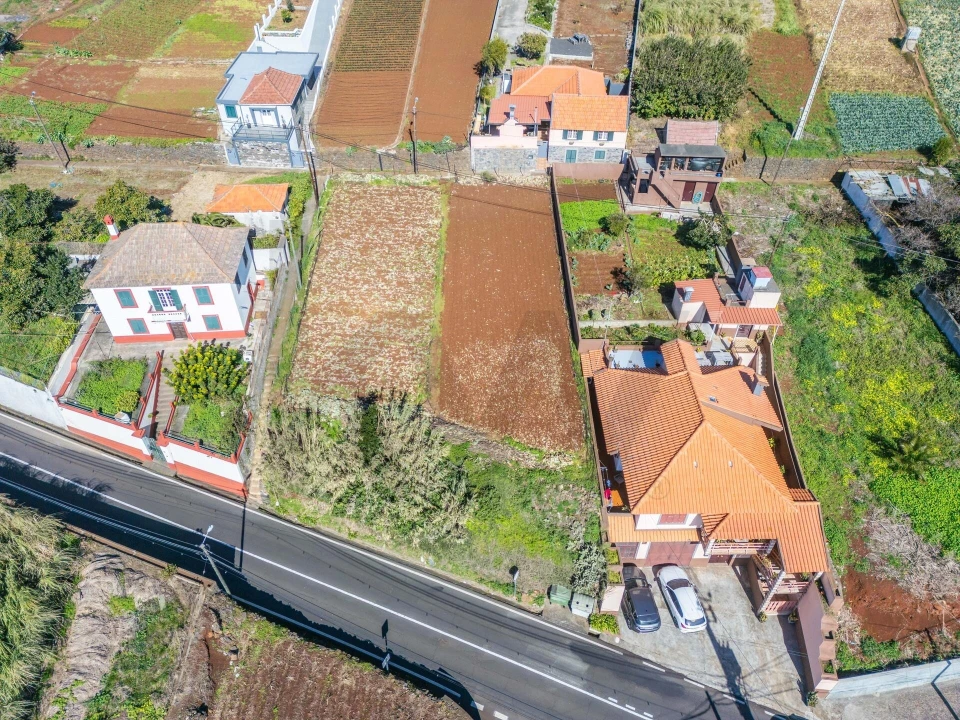 Terreno para Venda em Canhas Foto 21