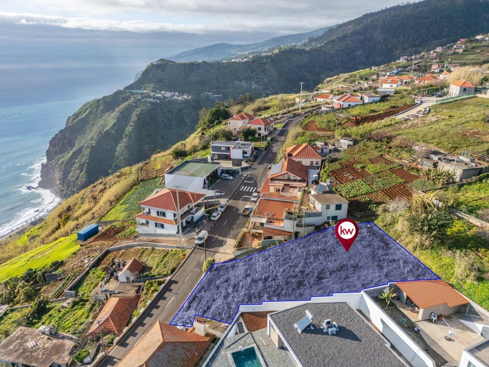 Terreno para Venda em Canhas Foto 18