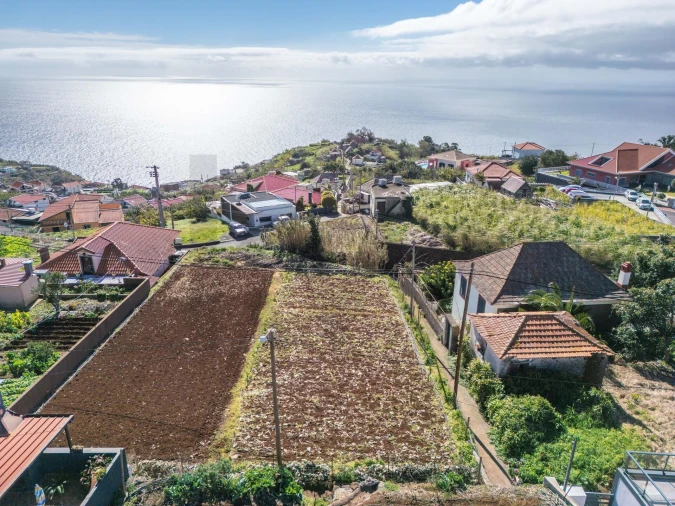 Terreno para Venda em Canhas Foto 13