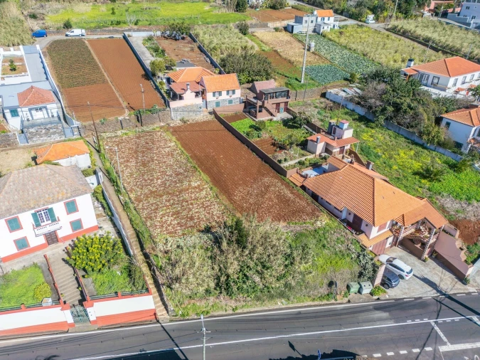 Terreno para Venda em Canhas Foto 23