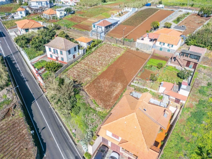 Terreno para Venda em Canhas Foto 25